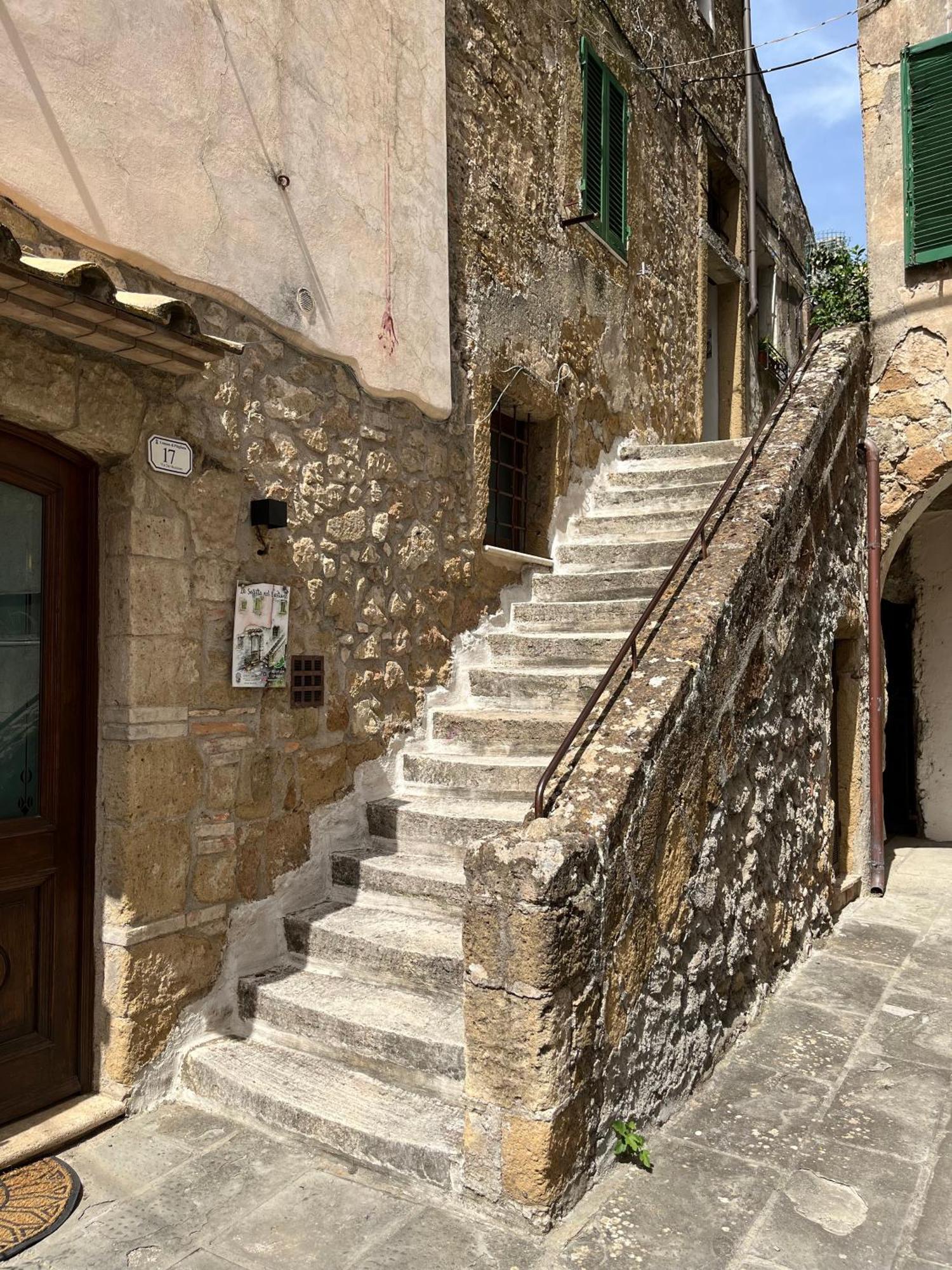 La Soffitta Nel Bastione Apartment Pitigliano Exterior foto